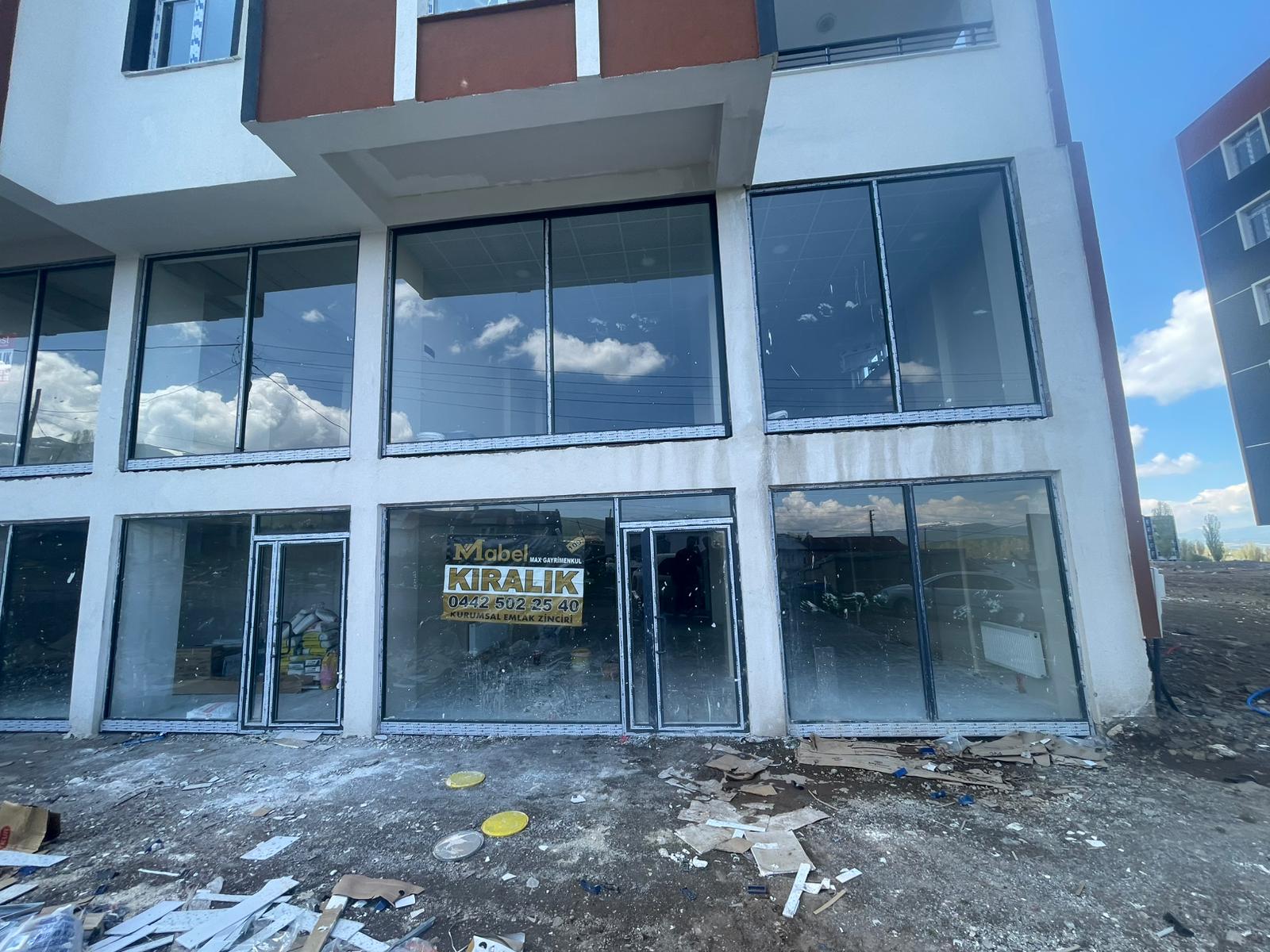 MABEL'DEN ABDURRAHMANGAZ'DE KİRALIK DÜKKAN